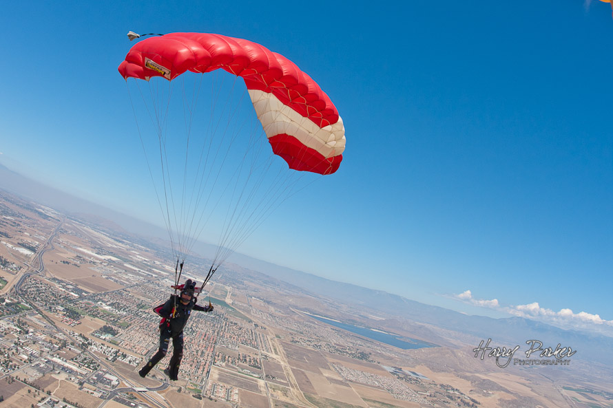 PRO Skydiving Cameraman Terry Weatherford Flies under canopy over skydive perris, photo by harry parker
